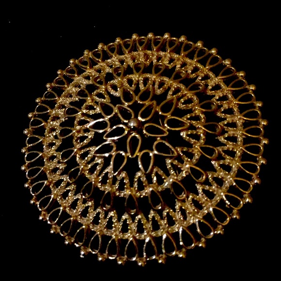 Sarah Coventry Designer Large Midcentury Sunburst Brooch Pin Gold Tone 2.5" - Picture 1 of 9